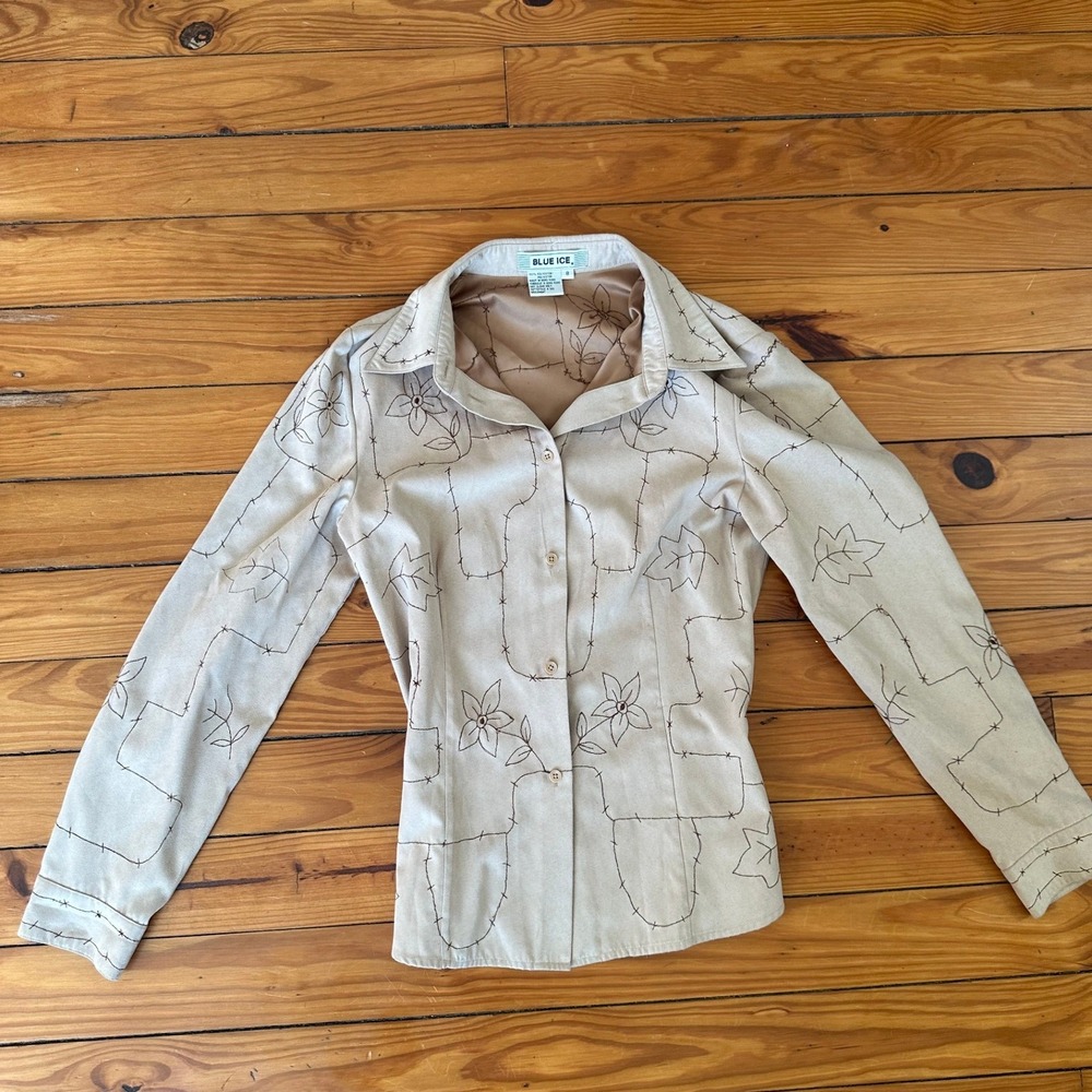 Blue Ice Vintage Y2K Beige Faux Suede Embroidered Floral Leaf Button Down 8